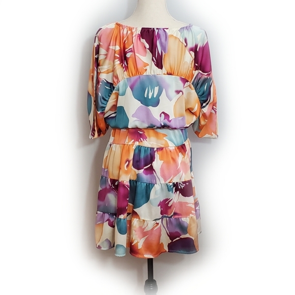 Flowy, Silky, Multicolor LOFT dress - Picture 3 of 8